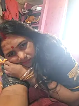 Snapshot of Your-shreya143 chatting on May 10, 2026, 8:08 am Your-shreya143 online show from May 10, 2026, 8:08 am
