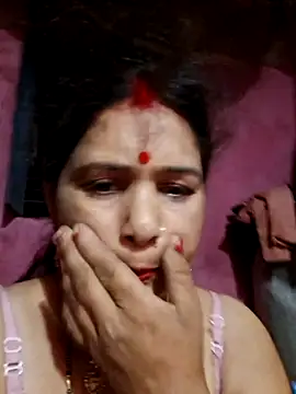 Snapshot of Your-shreya143 chatting on May 14, 2026, 7:20 pm Your-shreya143 online show from May 14, 2026, 7:20 pm