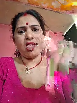 Snapshot of Your-shreya143 chatting on May 31, 2026, 9:49 am Your-shreya143 online show from May 31, 2026, 9:49 am