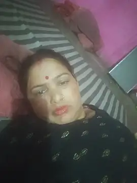 Snapshot of Your-shreya143 chatting on June 20, 2026, 11:07 pm Your-shreya143 online show from June 20, 2026, 11:07 pm