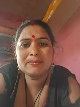 Snapshot of Your-shreya143 chatting on July 7, 2026, 8:40 am Your-shreya143 online show from July 7, 2026, 8:40 am