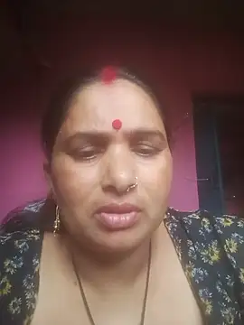 Snapshot of Your-shreya143 chatting on July 8, 2026, 10:31 am Your-shreya143 online show from July 8, 2026, 10:31 am