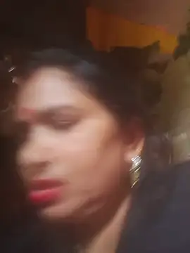 Snapshot of Your-shreya143 chatting on July 13, 2026, 10:29 am Your-shreya143 online show from July 13, 2026, 10:29 am