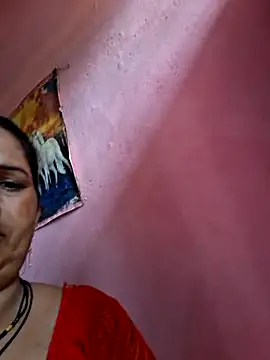 Snapshot of Your-shreya143 chatting on July 20, 2026, 7:33 am Your-shreya143 online show from July 20, 2026, 7:33 am