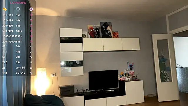 AveryBerkson online show from February 25, 2026, 10:03 am