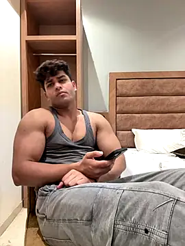 Snapshot of Anshtease chatting on December 17, 2025, 6:14 pm Anshtease online show from December 17, 2025, 6:14 pm
