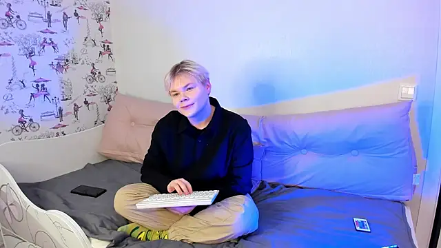 Snapshot of Brian_Mils chatting on December 5, 2025, 8:01 am Brian Mils online show from December 5, 2025, 8:01 am