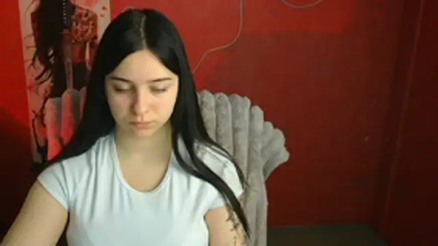 Lilu May online show from April 24, 2026, 11:12 am