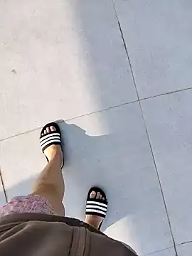 Miky Lyn online show from February 15, 2026, 9:08 am