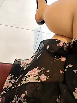 Miky Lyn online show from March 14, 2026, 4:18 am