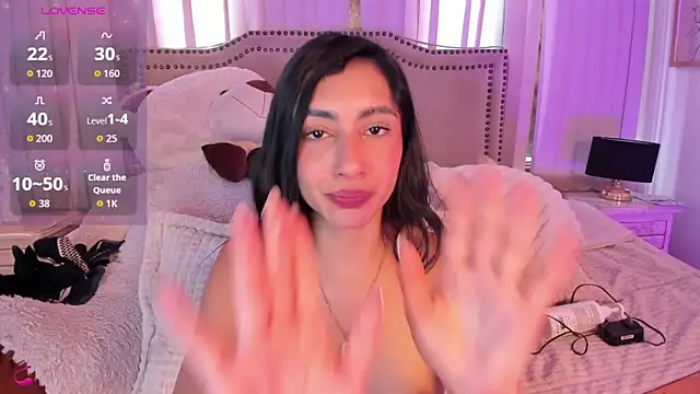 Snapshot of lya__brown chatting on May 11, 2026, 4:04 pm lya brown online show from May 11, 2026, 4:04 pm
