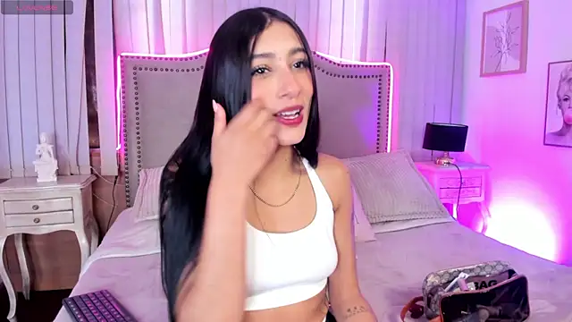 Snapshot of lya__brown chatting on July 28, 2026, 11:39 am lya brown online show from July 28, 2026, 11:39 am