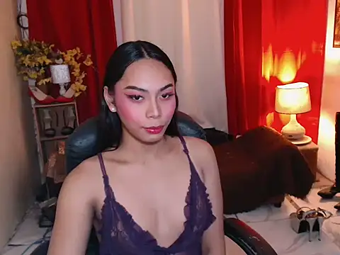 Snapshot of kylieEmparado chatting on June 6, 2026, 1:32 am kylieEmparado online show from June 6, 2026, 1:32 am