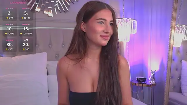 Snapshot of LisaDeviss chatting on May 24, 2026, 12:54 pm LisaDeviss online show from May 24, 2026, 12:54 pm