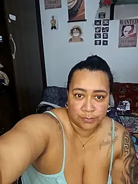 vicky-duarte online show from December 17, 2025, 11:11 pm