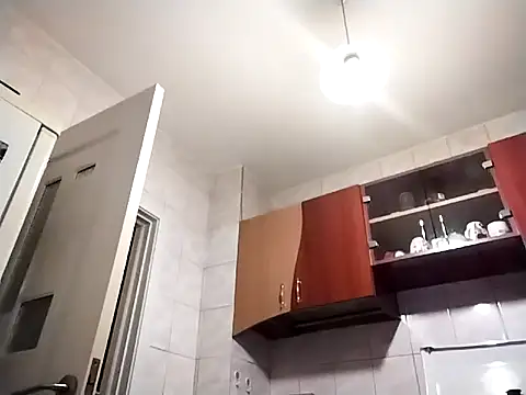 Dana92va online show from March 29, 2026, 8:36 am