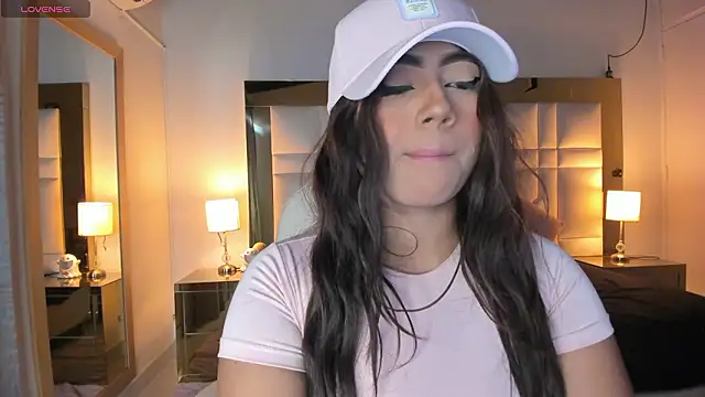 Zoei Moon online show from March 11, 2026, 6:47 pm