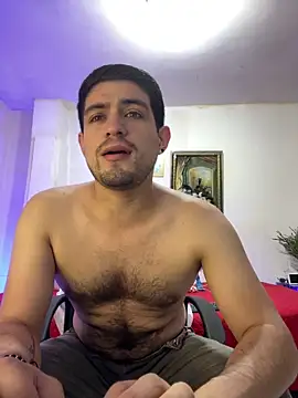 williamsmiiths16 online show from February 5, 2026, 11:37 am