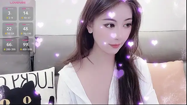 Snapshot of Lyly-zz chatting on January 14, 2026, 12:16 am Lyly-zz online show from January 14, 2026, 12:16 am