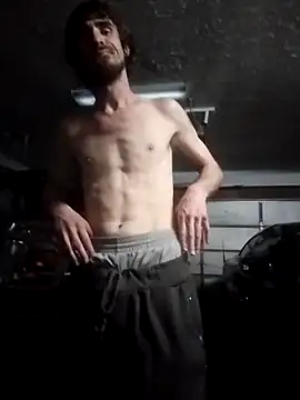 Snapshot of bigjohnson2914 chatting on April 4, 2026, 2:10 am bigjohnson2914 online show from April 4, 2026, 2:10 am