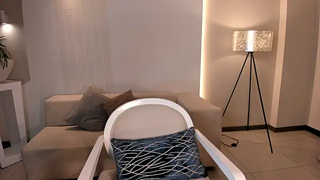 Snapshot of MadisonKane chatting on November 7, 2025, 11:10 am MadisonKane online show from November 7, 2025, 11:10 am