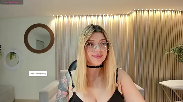MadisonKane online show from April 26, 2026, 11:30 am