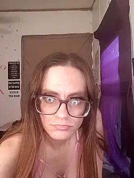 snowbird1117 online show from February 17, 2026, 7:42 pm