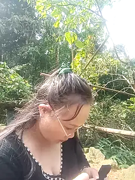 ava-dellght online show from February 15, 2026, 7:16 am