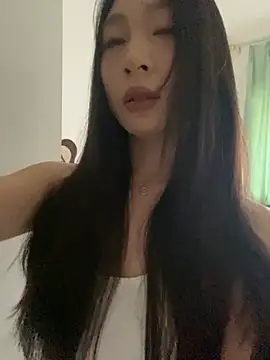 yaqing666 online show from June 28, 2026, 5:35 am