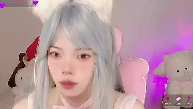 Miyeoonn online show from April 30, 2026, 5:41 pm