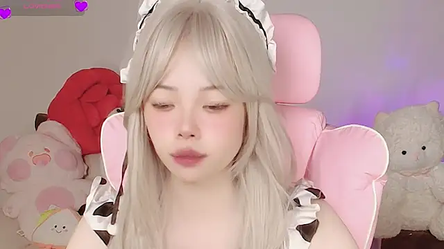 Snapshot of Miyeoonn chatting on June 16, 2026, 3:03 pm Miyeoonn online show from June 16, 2026, 3:03 pm