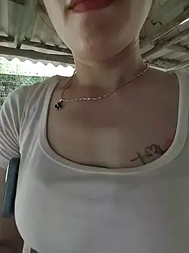 Snapshot of Baby-Linh chatting on May 18, 2026, 11:05 am Baby-Linh online show from May 18, 2026, 11:05 am