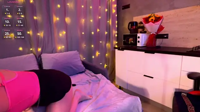 Snapshot of Vetanation chatting on December 5, 2025, 7:17 am Vetanation online show from December 5, 2025, 7:17 am