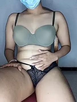 HiNaughty 9 online show from March 13, 2026, 4:46 pm