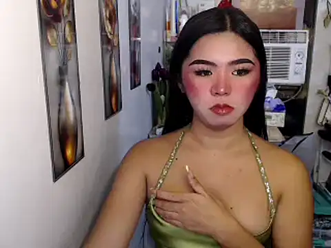Snapshot of voganmarie chatting on July 27, 2026, 10:11 am voganmarie online show from July 27, 2026, 10:11 am