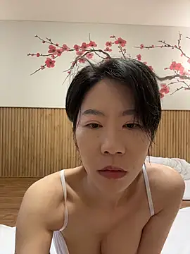 Suotomeai online show from March 15, 2026, 12:05 am