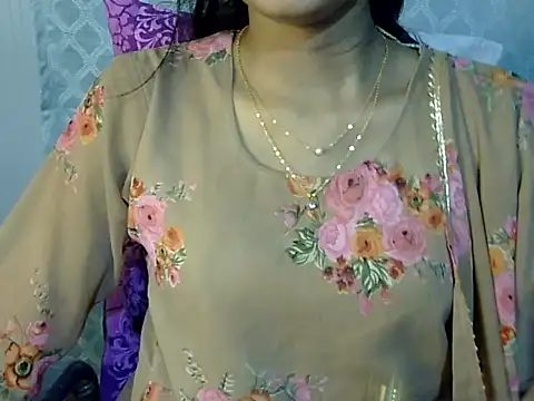 Snapshot of Shab_M chatting on March 4, 2026, 5:30 pm Shab M online show from March 4, 2026, 5:30 pm