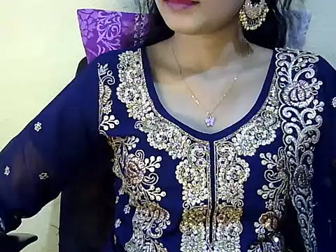 Snapshot of Shab_M chatting on March 27, 2026, 10:04 am Shab M online show from March 27, 2026, 10:04 am