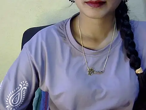 Snapshot of Shab_M chatting on April 7, 2026, 6:25 am Shab M online show from April 7, 2026, 6:25 am