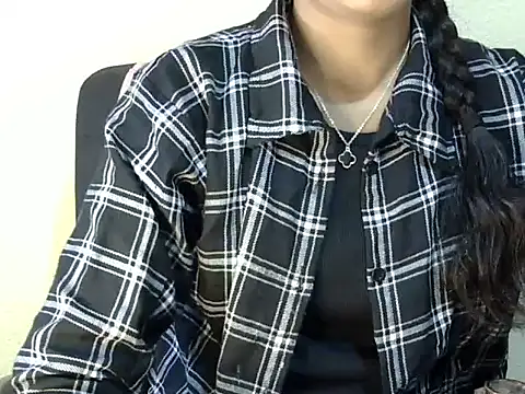 Snapshot of Shab_M chatting on May 13, 2026, 6:44 am Shab M online show from May 13, 2026, 6:44 am