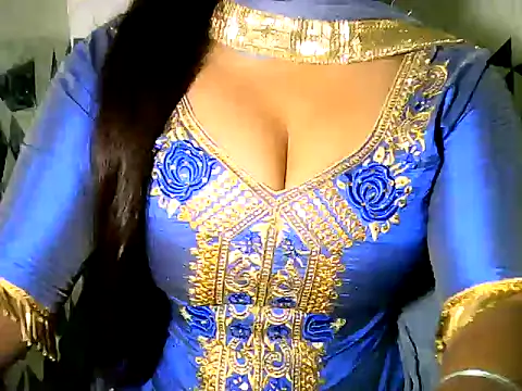 Snapshot of Hotty_Suzuka chatting on June 7, 2026, 2:59 am Hotty Suzuka online show from June 7, 2026, 2:59 am