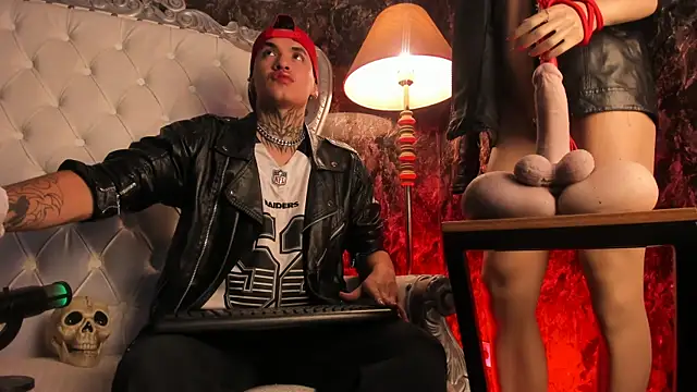 AlecBanne online show from February 26, 2026, 11:04 pm