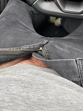 Snapshot of Dodo2223 chatting on February 23, 2026, 10:56 am Dodo2223 online show from February 23, 2026, 10:56 am