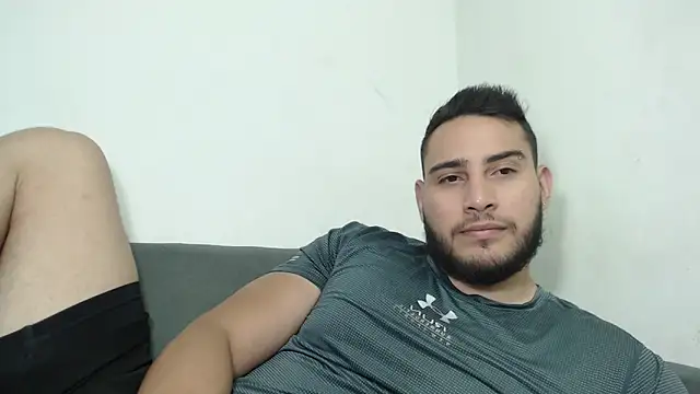 Seank Noszka online show from April 26, 2026, 10:40 pm