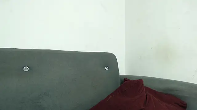 Seank Noszka online show from July 28, 2026, 3:32 pm