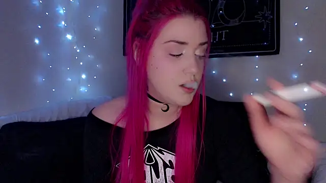 Snapshot of MaryMary_ chatting on March 22, 2026, 12:14 am MaryMary online show from March 22, 2026, 12:14 am