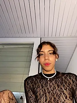 BellaHarpeer online show from July 11, 2026, 7:38 pm