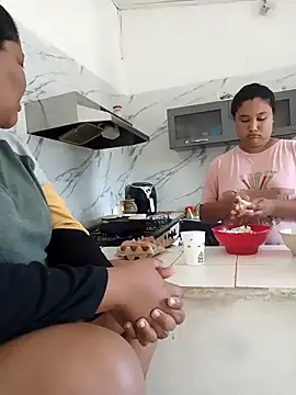 VaneandRossy online show from February 7, 2026, 2:32 pm