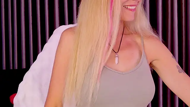 betty xoxoo online show from July 24, 2026, 11:08 am