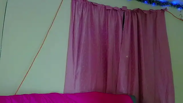 Snapshot of joyshe__vergara chatting on December 5, 2025, 7:06 am joyshe vergara online show from December 5, 2025, 7:06 am